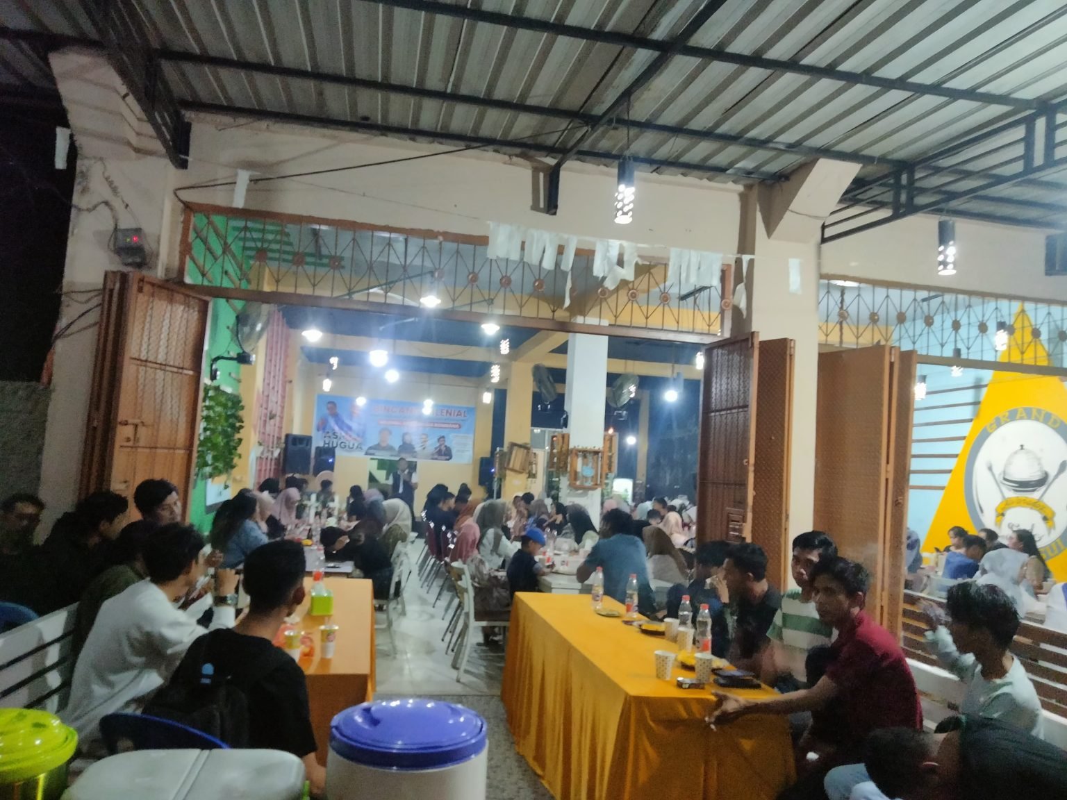 Jelang Pemilu 2024, Andi Sumangerukka-Hugua Gelar Bincang Milenial di Cafe Grand Lampsus